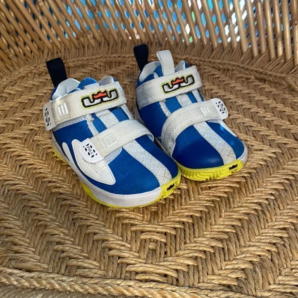 Nike LeBron Soldier 13 Toddler ‘Light Photo Blue Crimson’ Size 5c